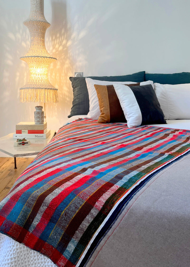 CONNECTICUT DREAMS THROW BLANKET