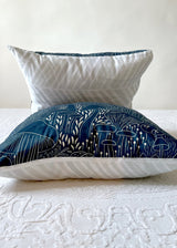 BILL-BO BAGGINS ORGANIC PRINTED COTTON THROW PILLOW