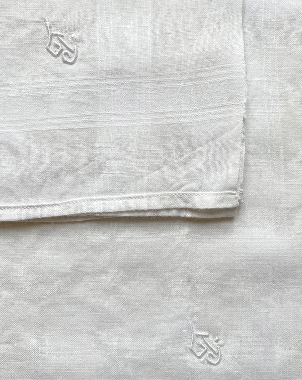 WHITE LINEN NAPKINS SET OF 4