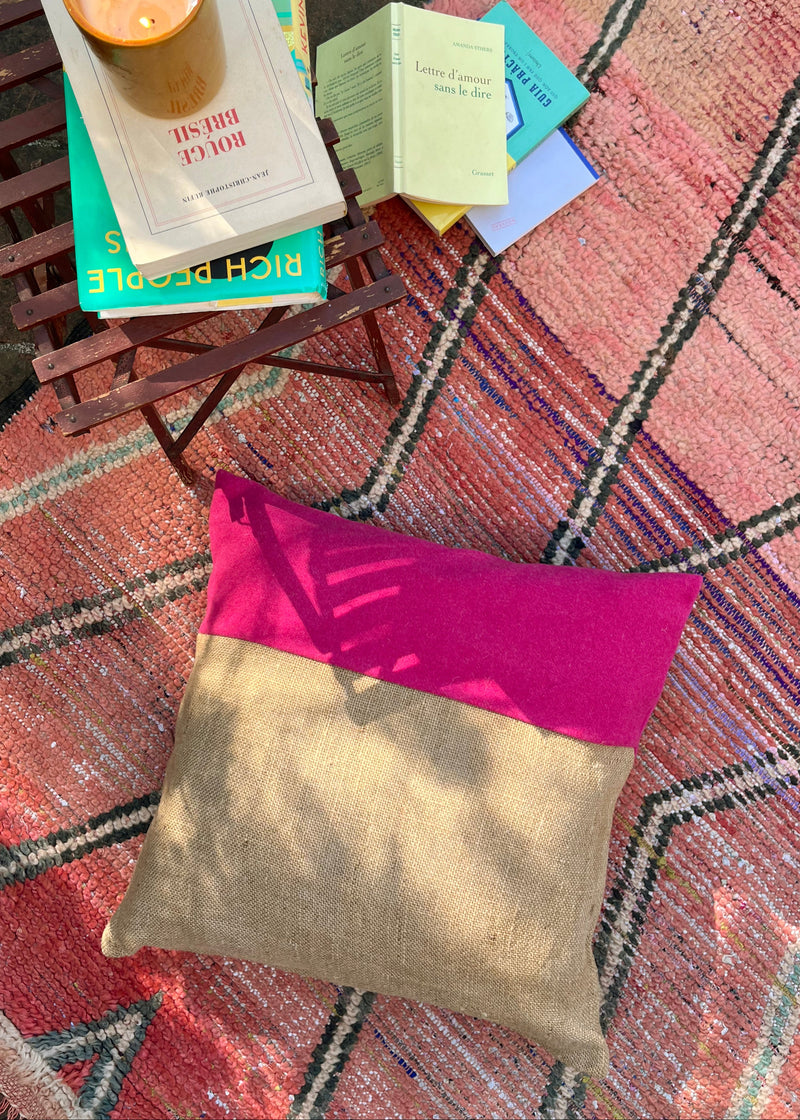 THE BOLD AND BEAUTIFUL CASHMERE / WOOL AND JUTE THROW PILLOW